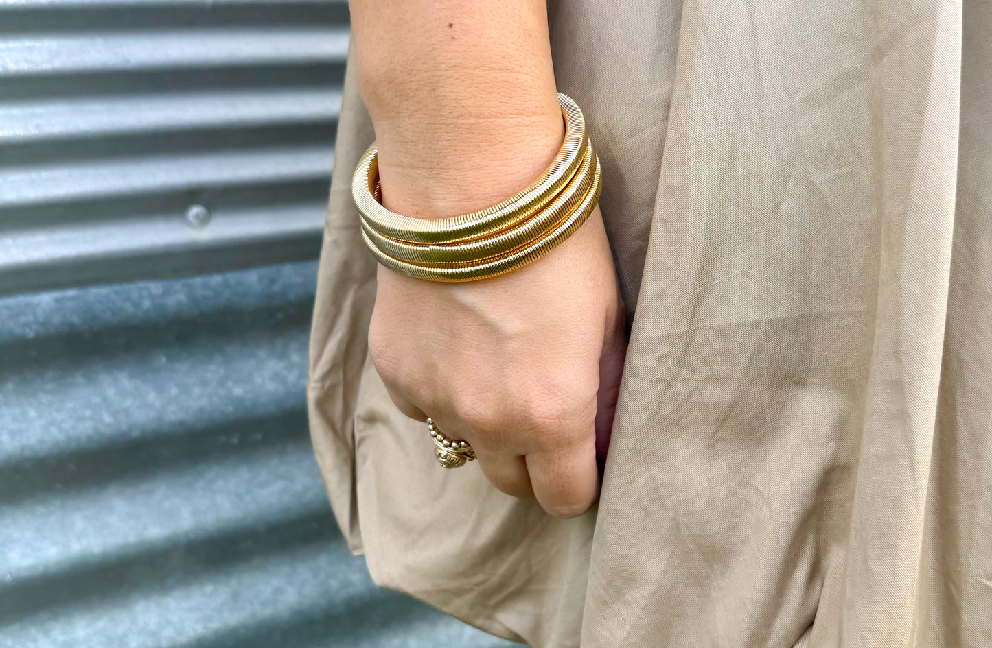 Set of 3 Gold Ribbed Stretch Bracelets